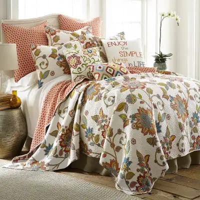 Levtex Home Hazel Quilt Set