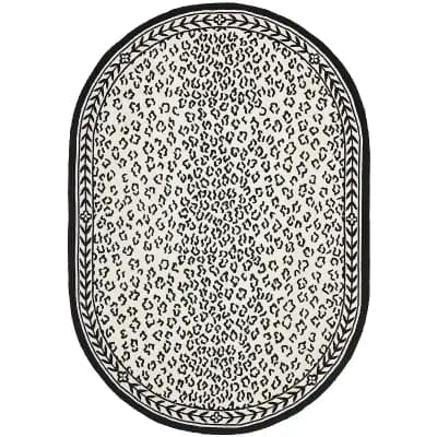 Safavieh Chelsea Collection Oval Hanna Area Rug