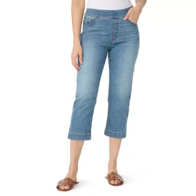 Petite Gloria Vanderbilt Amanda Pull On Capris