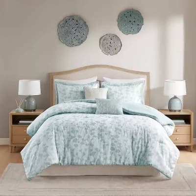 Madison Park Windmere 6 pc Comforter Set with Coordinating Throw Pillows