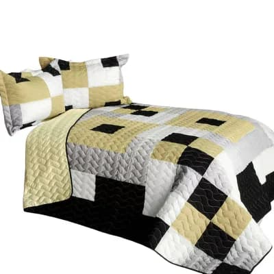 3 pc Bedding Quilt with Structured Patchwork Design and Matching Shams