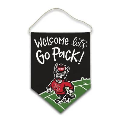 NC State Wolfpack Welcome Canvas Hanger