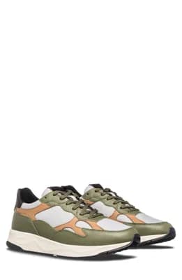 Zuma Sneaker