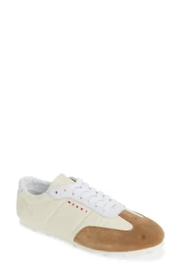 New Quilted Sneaker