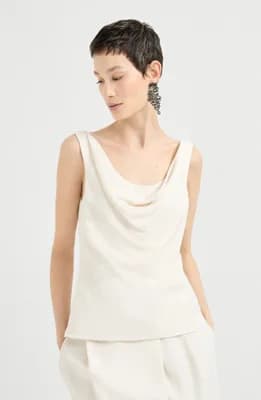 Fluid twill top