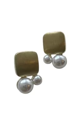 Pearl and Gold Studs