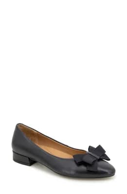Abigail Bow Pump