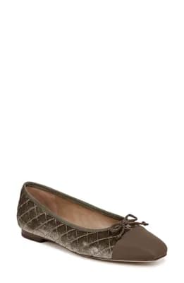 Marilyn Cap Toe Ballet Flat
