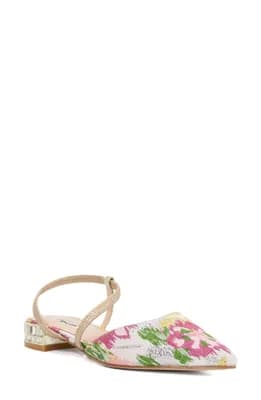 Command Pointed Toe Flat