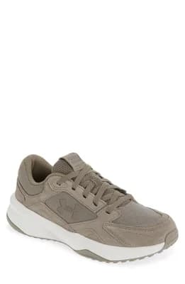 Edge Sneaker