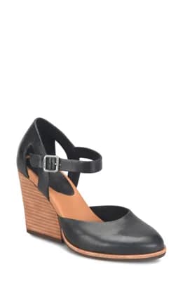 Harlow Wedge Pump