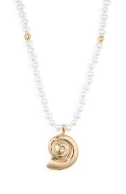 Shell Pendant Necklace